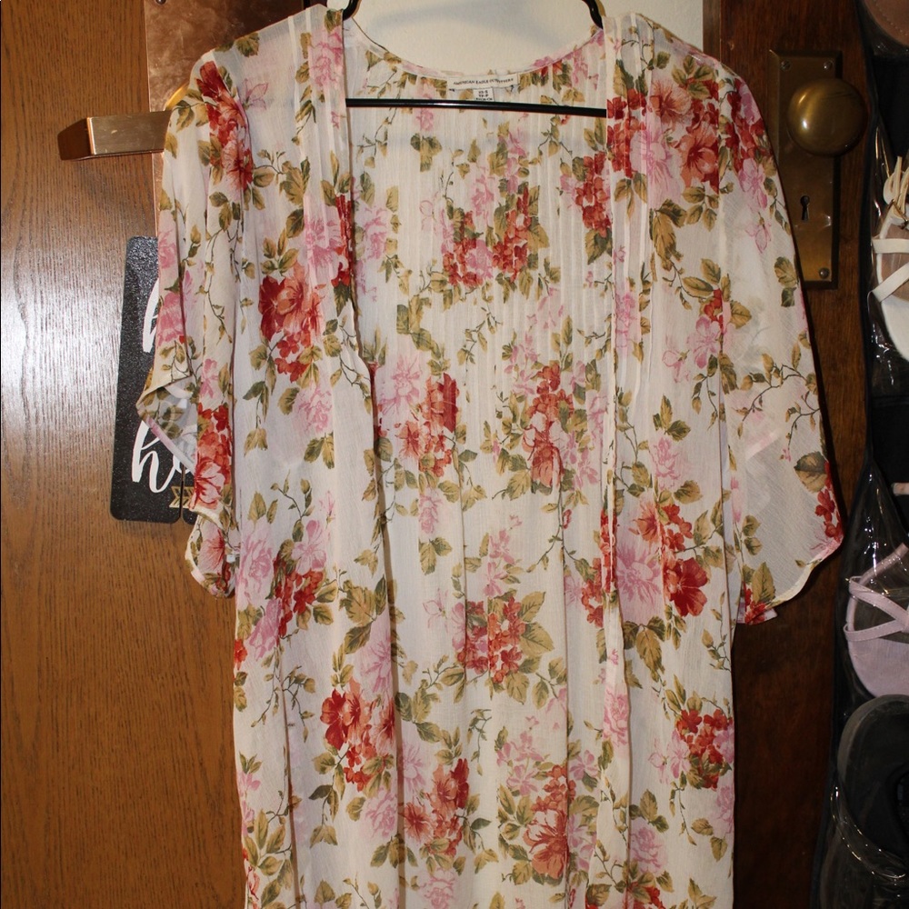 Flower throw over from American Eagle